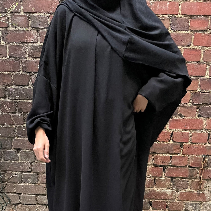 abaya noir modest fashion